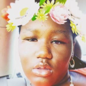 Meet your Posher, Amyia